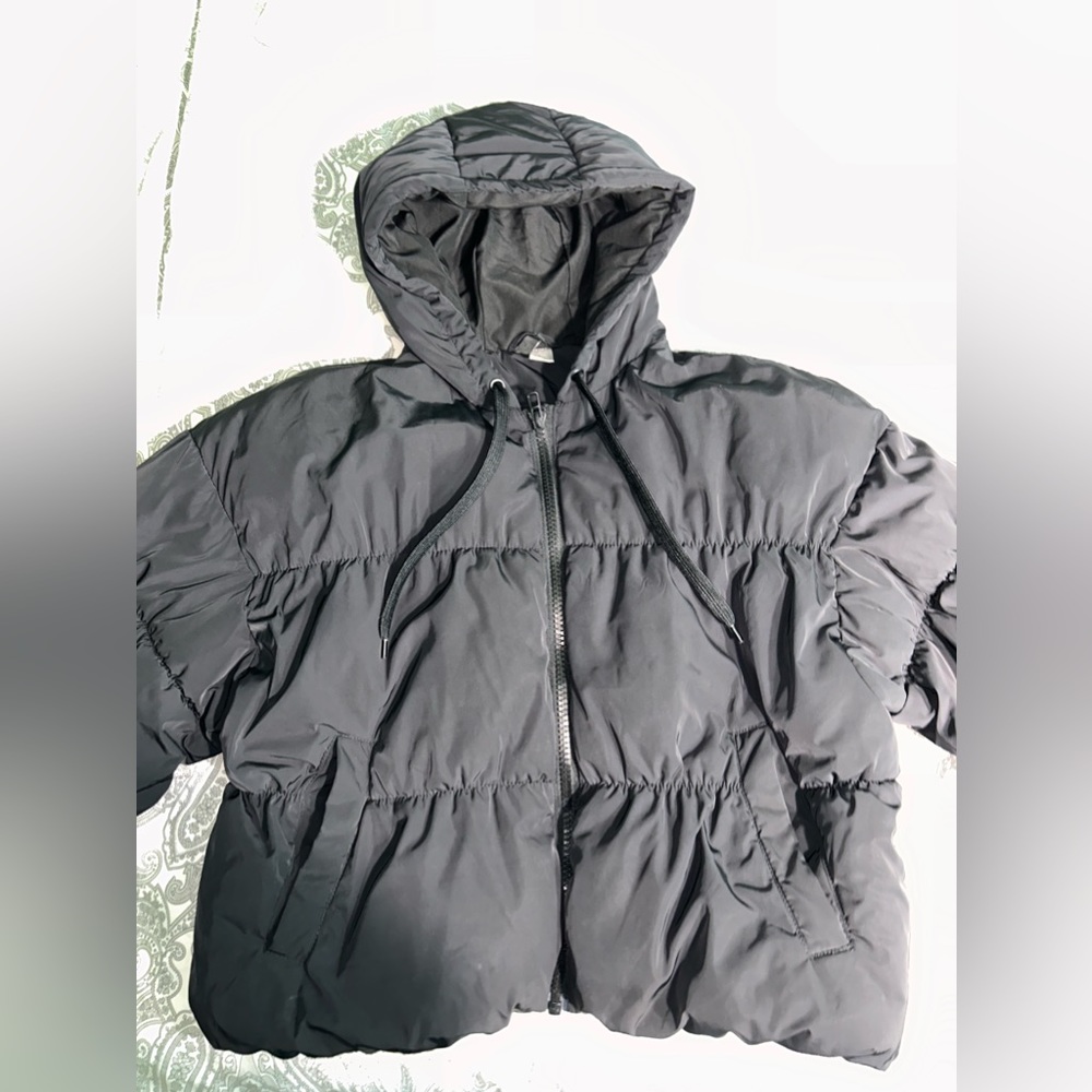 Women’s Black Puffer Jacket